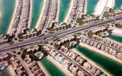 Flying over Dubai via Jetpack looks like a definitive hoot